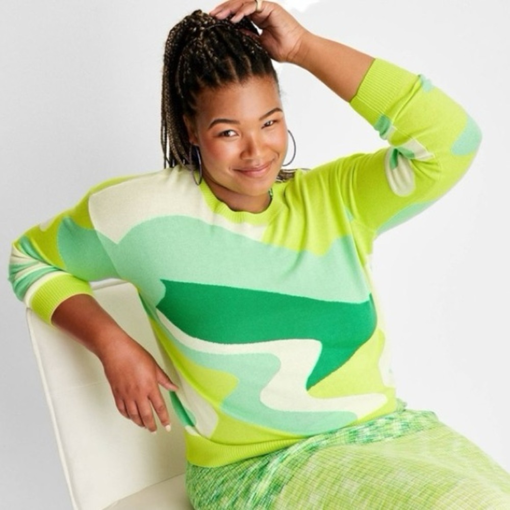 Future Collective x Alani Noelle abstract crew neck sweater green size small